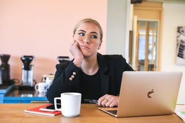 Maximizing ROI with a Customer Experience Chatbot & AI